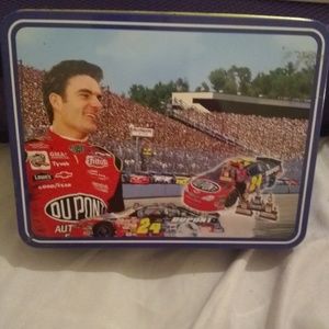 A Jeff Gordon watch and knife